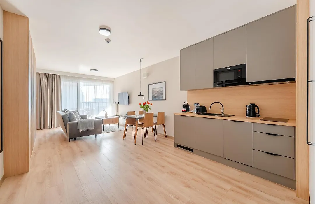 Akces APARTAMENTY KASPROWICZA 20C- NIECZYNNY BASEN 09 DO 15 MARZEC PARKING W MARCU 2026 W CENIE BASEN, SAUNY, JACUZZI, SIŁOWNIA W CENIE - PARKPLATZ IM MÄRZ 2026 IM PREIS ENTHALTEN SCHWIMMBAD, SAUNEN, JACUZZI, FITNESSSTUDIO IM PREIS-1